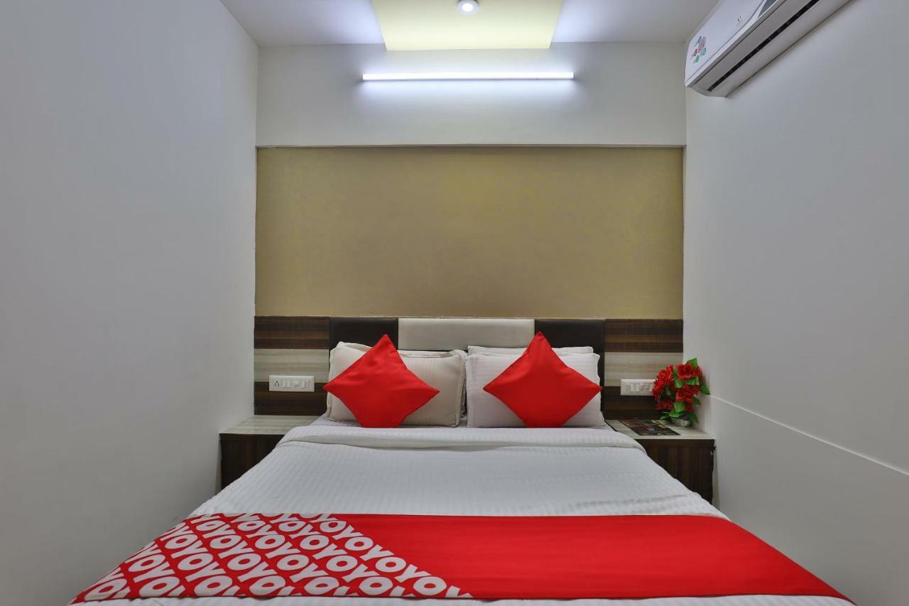 Hotel Sunstay Ahmedabad Exterior photo